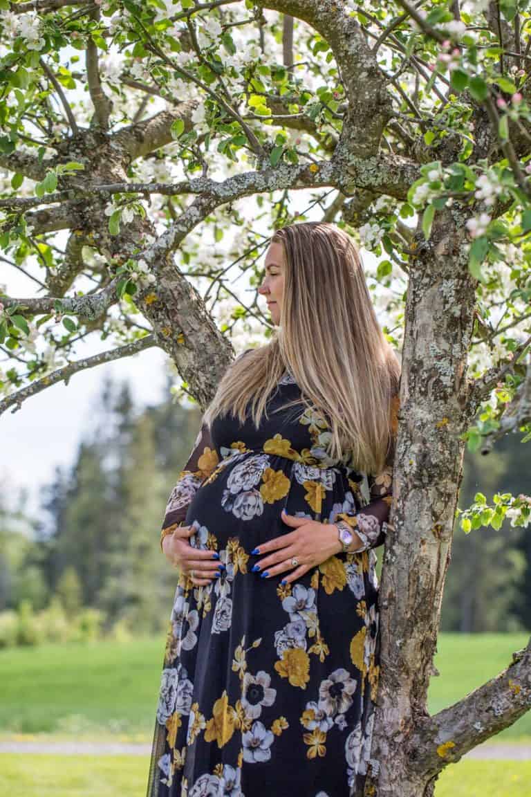 Gravidfotografering på våren